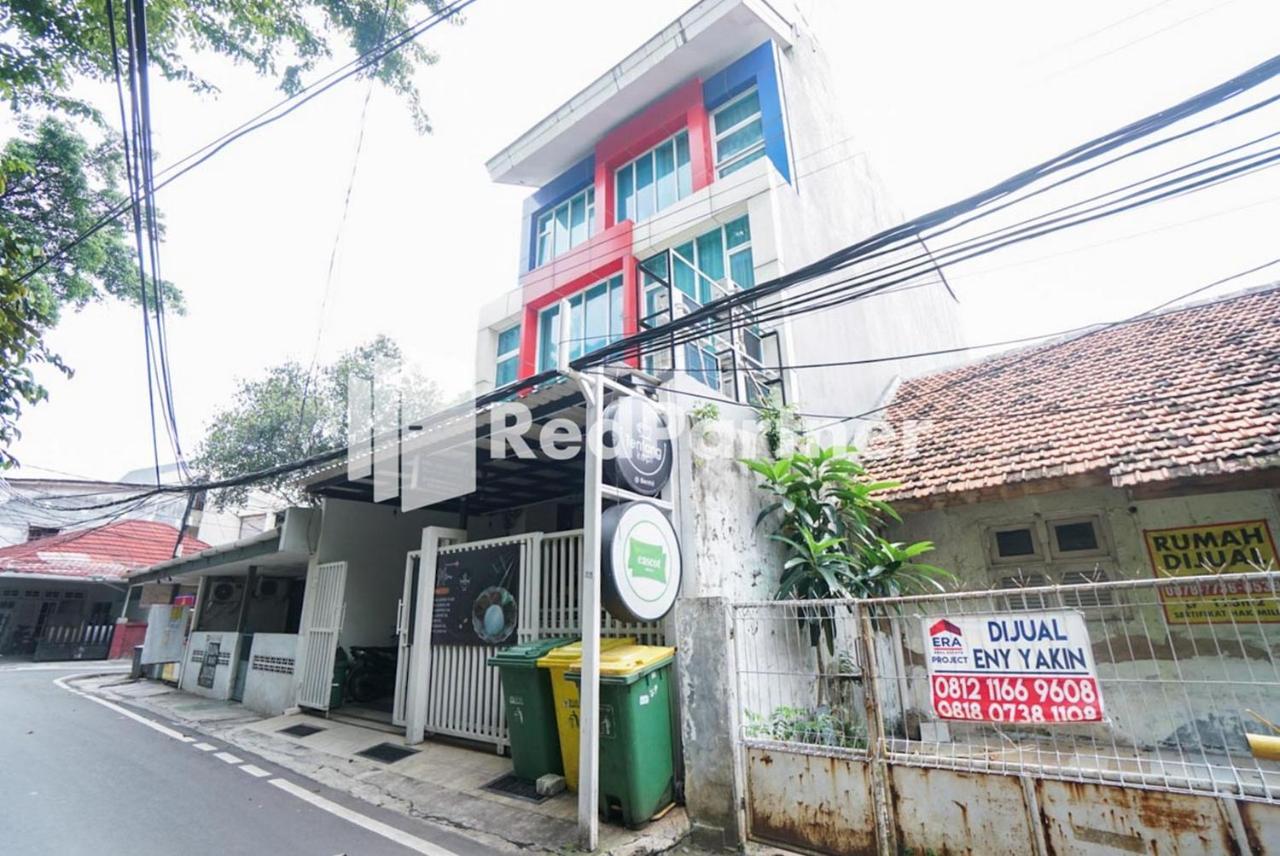 Eascot Hotel Mitra Reddoorz 자카르타 외부 사진